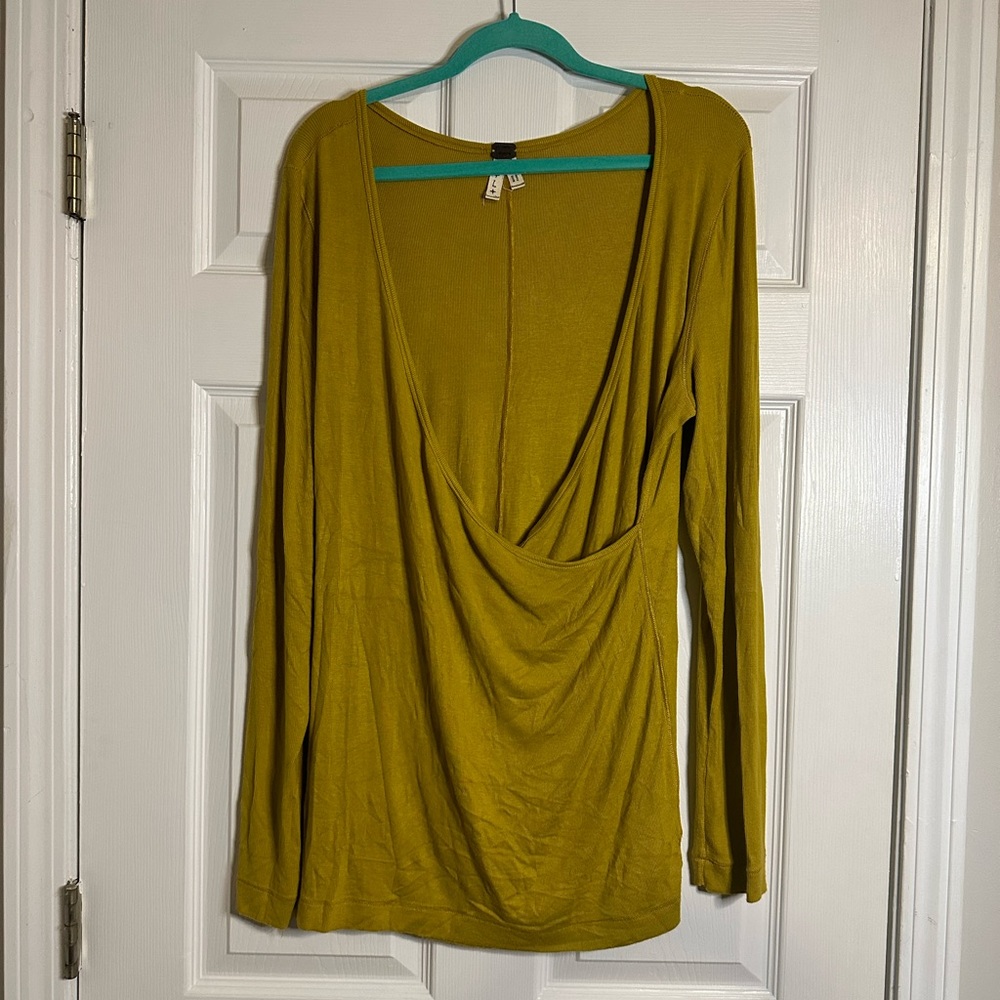 We The Free Green Lightweight Ribbed Low V long Sleeve Sweater Tunic Sz L